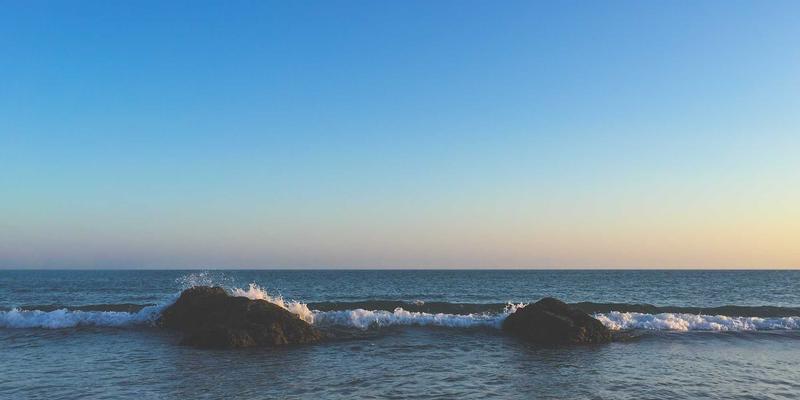 赞兹拉王国与迦太基贸易路线探秘：一场穿越千年的紫色治愈之旅